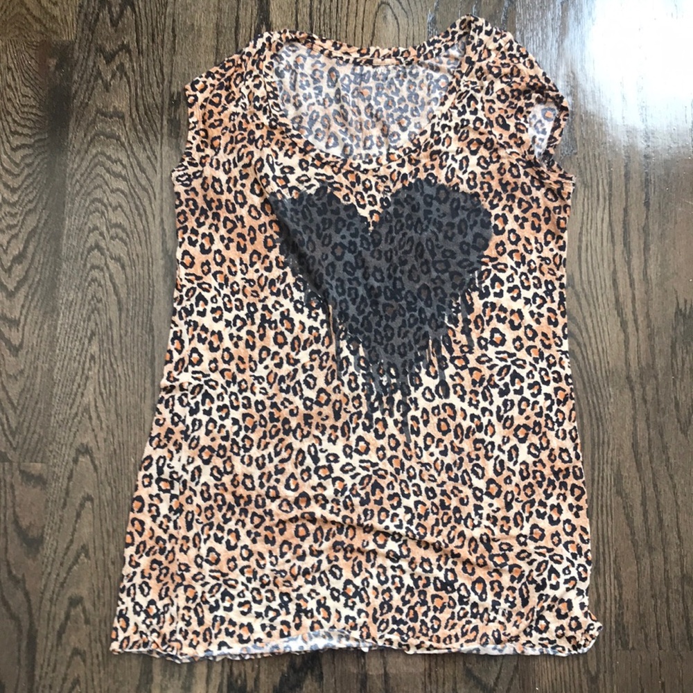 Guess tops